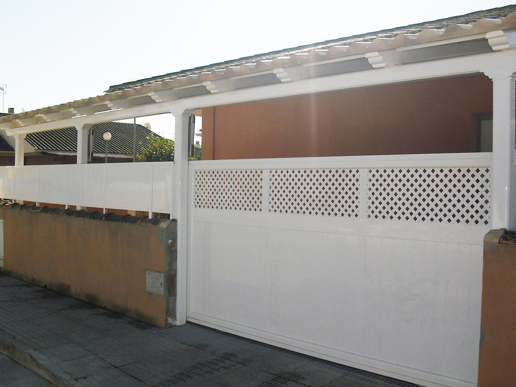 Our PERGOLUM LAS MEJORES PERGOLAS DE ALUMINIO. CALIDAD Y GARANTÍA.